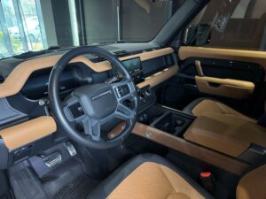 Land Rover Defender 90 X-Dynamic P400