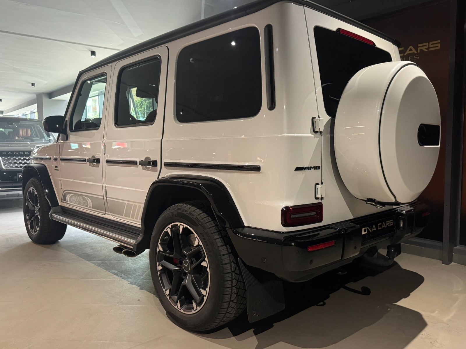 
								Mercedes-Benz G63 AMG 55 Edition 2022 full									