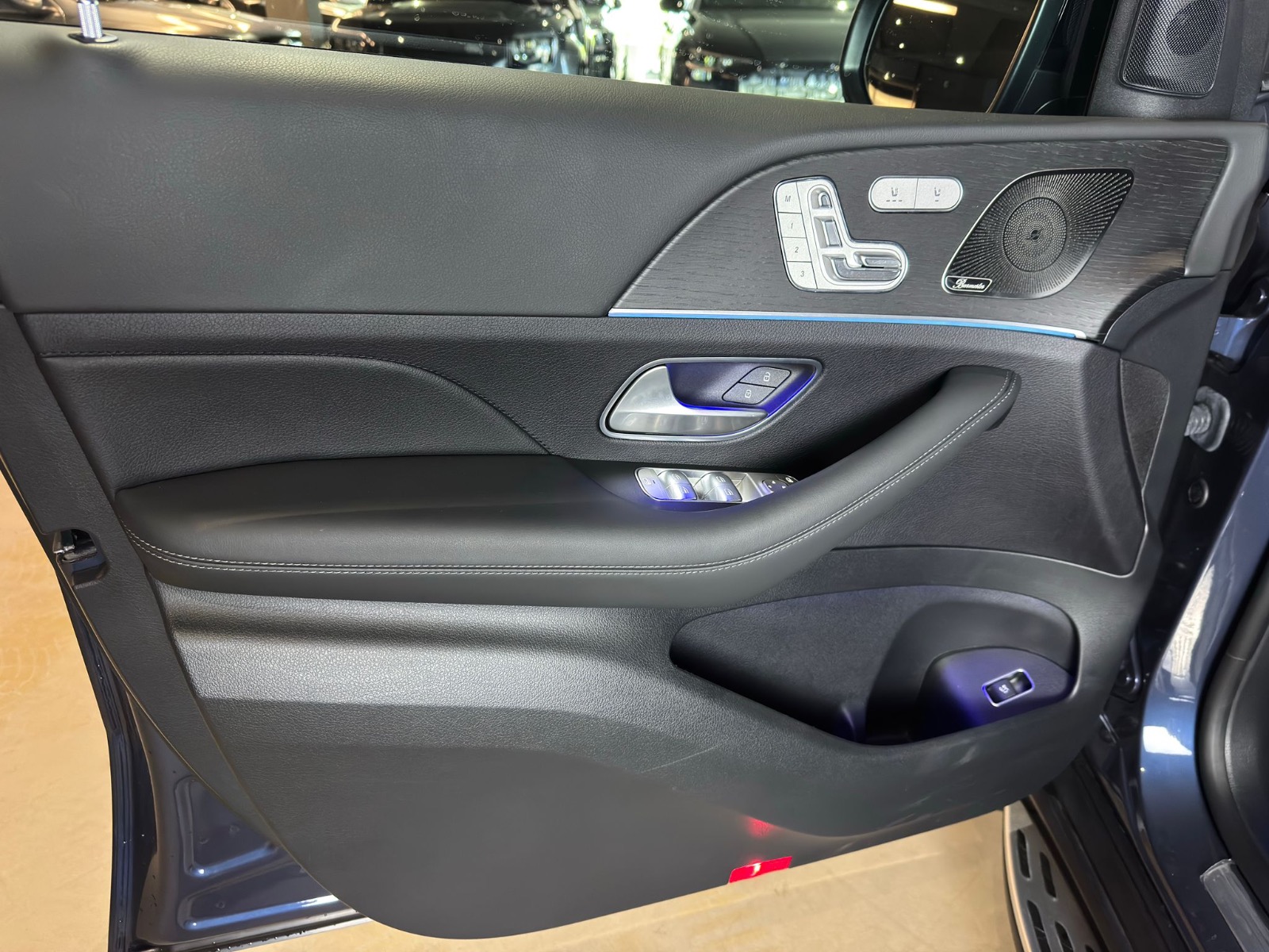 
								Mercedes-Benz GLE 450d AMG line 2024 full									