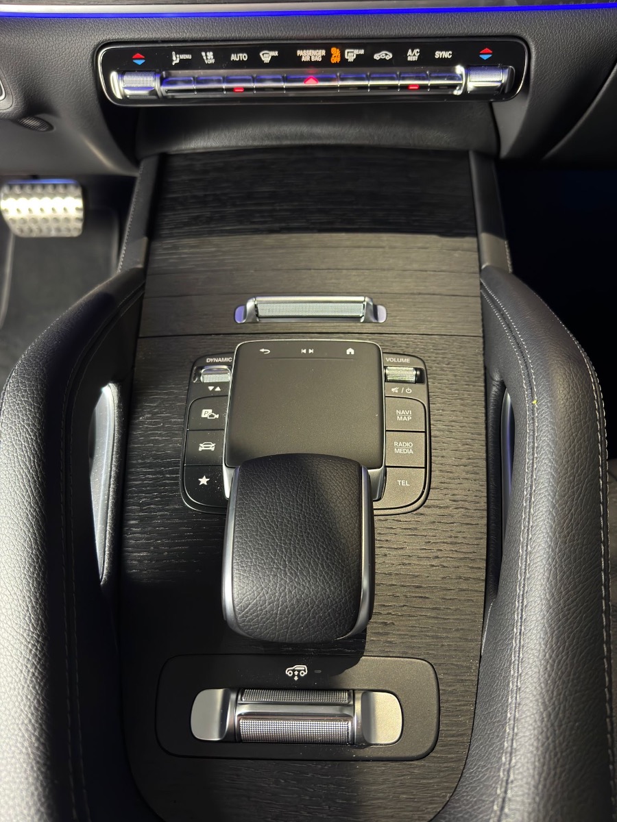 
								Mercedes-Benz GLE 450d AMG line 2024 full									