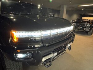 Hummer EV SUV 2024