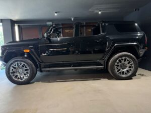 Hummer EV SUV 2024