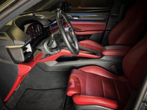Porsche Macan 4 EV 2024