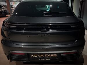 Porsche Macan 4 EV 2024