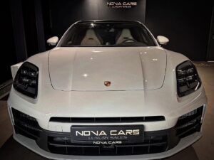 Porsche Panamera 4S E-Hybrid 2025