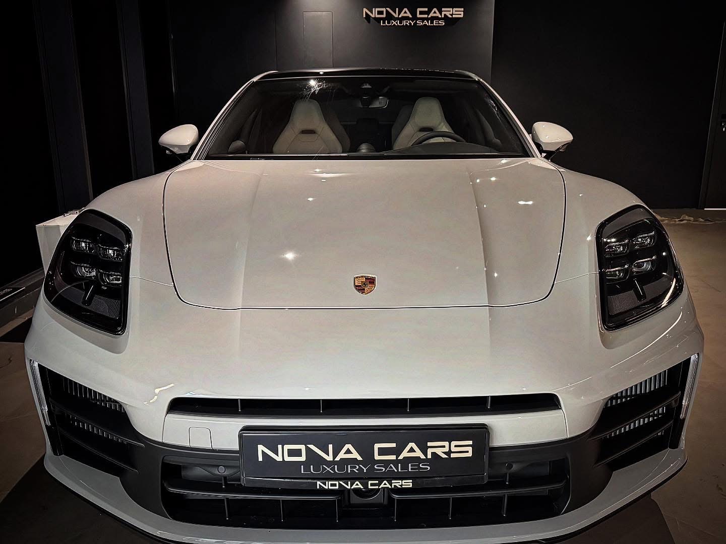 
								Porsche Panamera 4S E-Hybrid 2025 full									