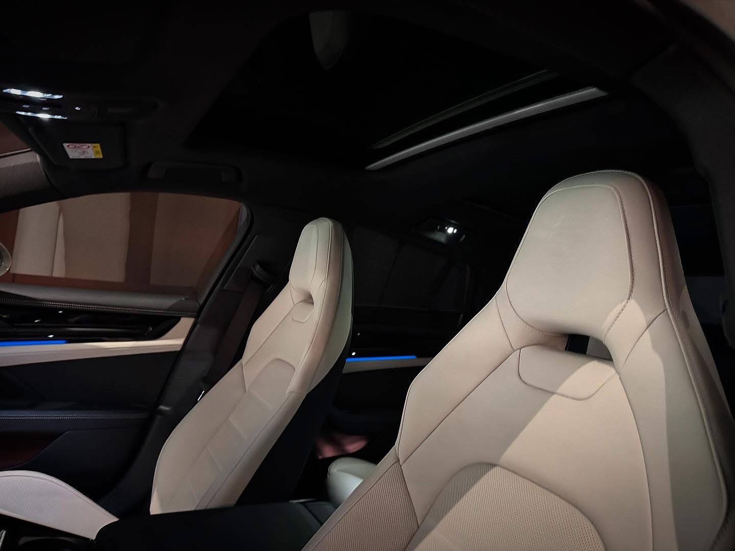 
								Porsche Panamera 4S E-Hybrid 2025 full									