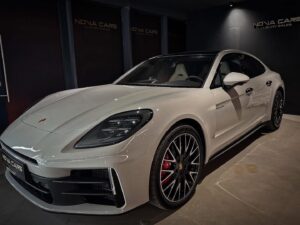 Porsche Panamera 4S E-Hybrid 2025