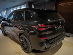 BMW X5 M60i xDrive 2024