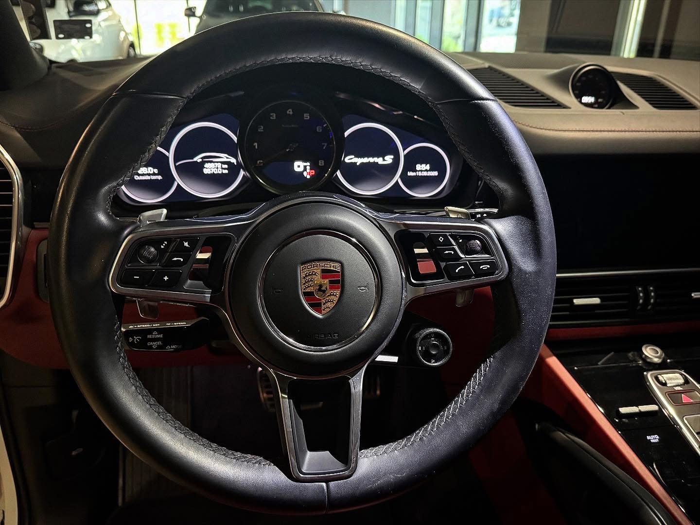 
								Porsche Cayenne S Coupe 2020 full									