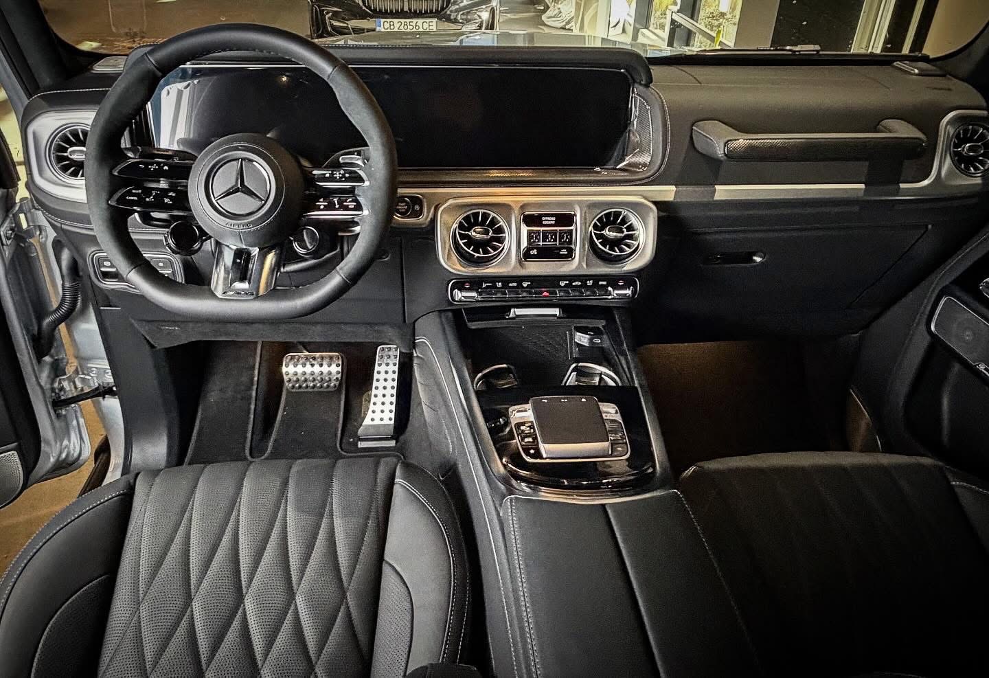 
								Mercedes-Benz G63 AMG 2026 full									