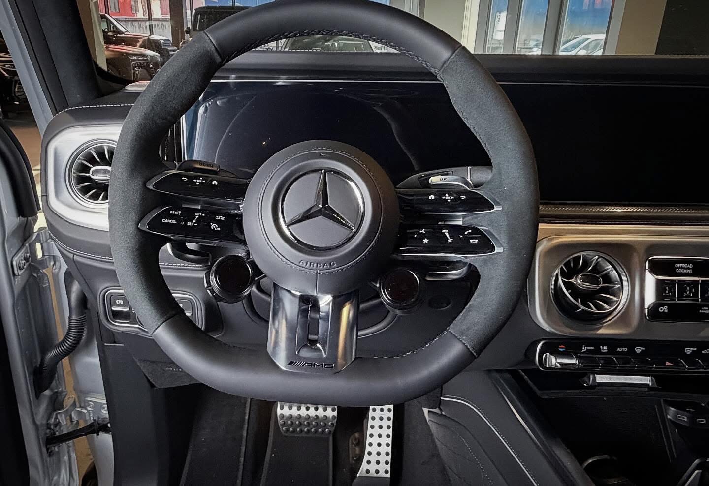 
								Mercedes-Benz G63 AMG 2026 full									