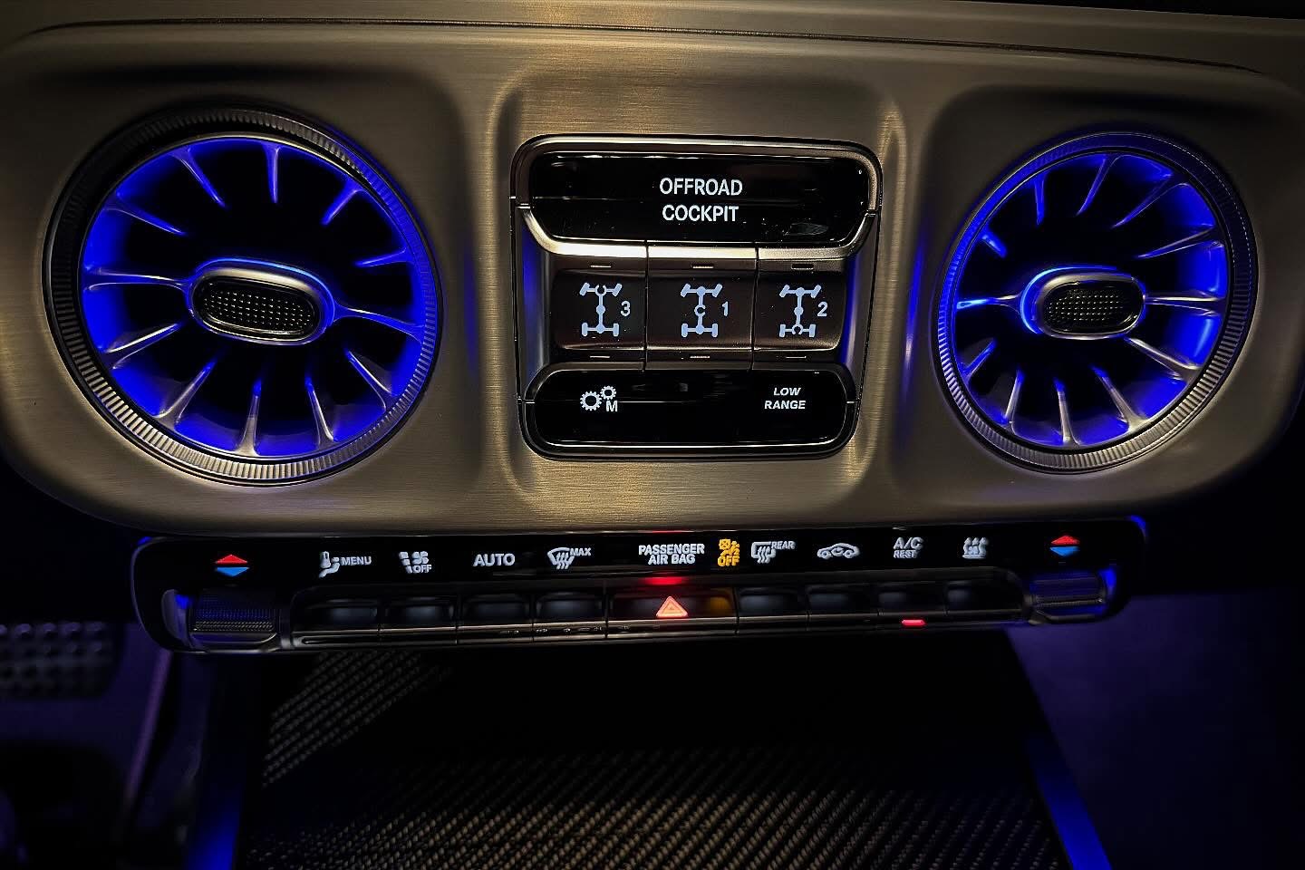 
								Mercedes-Benz G63 AMG 2025 full									