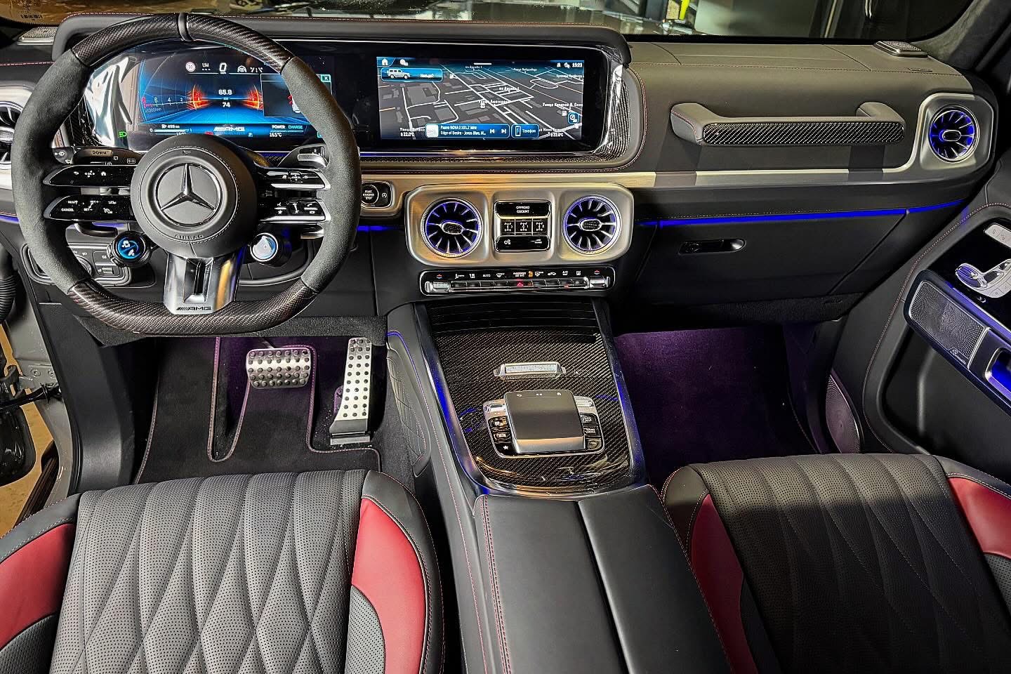 
								Mercedes-Benz G63 AMG 2025 full									