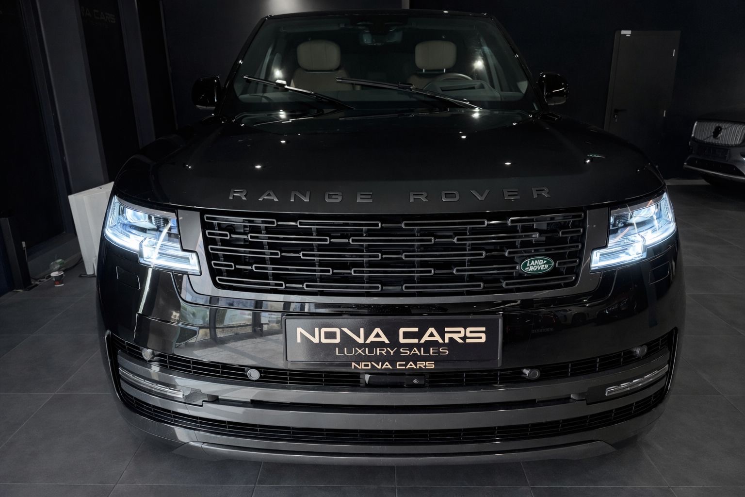 
								Land Rover Range Rover D350 Autobiography 2026 full									